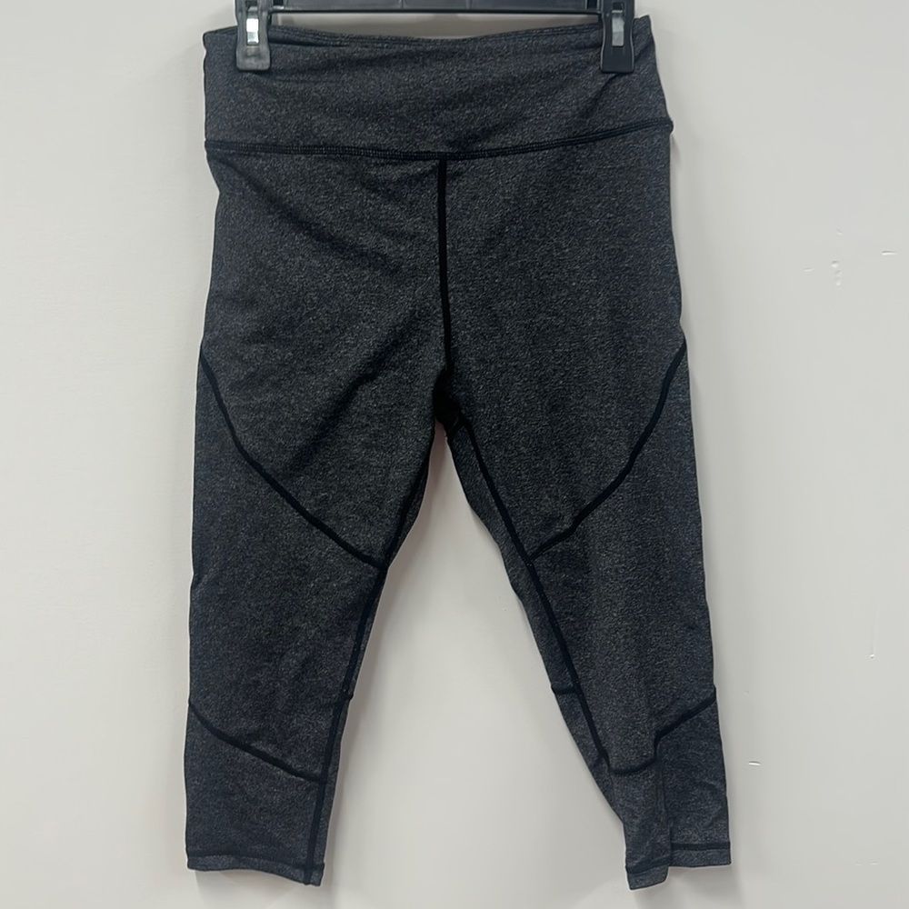 UURUN gray cropped tights leggings L